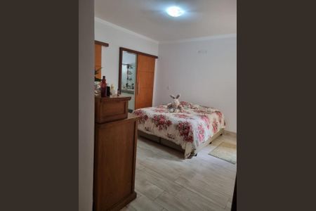 Casa de condomínio à venda com 315m², 4 quartos e 4 vagas