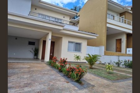 Casa de condomínio à venda com 315m², 4 quartos e 4 vagas