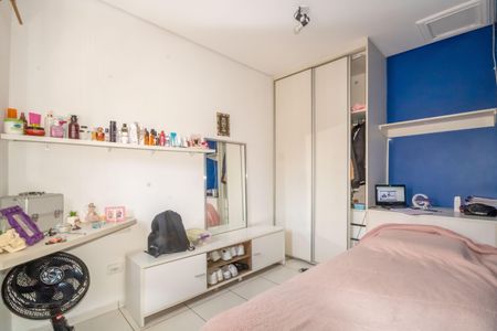 Casa à venda com 150m², 3 quartos e 2 vagas Casa à venda com 150m², 3 quartos e 2 vagasQuarto 2