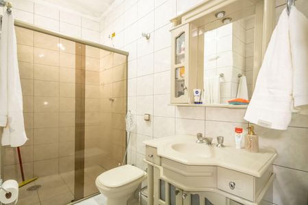 Casa à venda com 150m², 3 quartos e 2 vagas Casa à venda com 150m², 3 quartos e 2 vagasBanheiro da Suíte