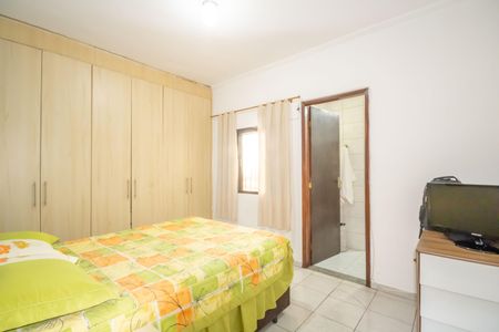 Casa à venda com 150m², 3 quartos e 2 vagas Casa à venda com 150m², 3 quartos e 2 vagasSuíte