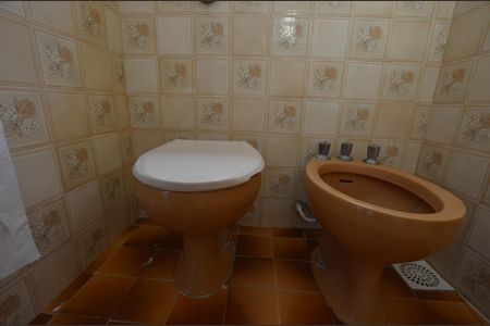 Apartamento para alugar com 86m², 2 quartos e sem vagaBanheiro