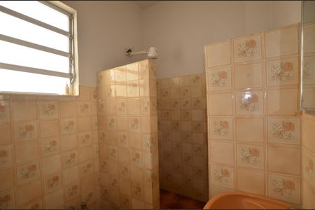 Apartamento para alugar com 86m², 2 quartos e sem vagaBanheiro