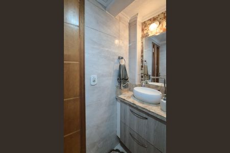 Apartamento à venda com 70m², 2 quartos e 1 vaga Apartamento à venda com 70m², 2 quartos e 1 vagaBanheiro Social