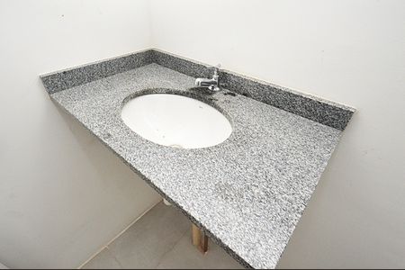 Apartamento para alugar com 46m², 2 quartos e 1 vagaBanheiro