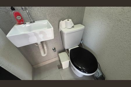 Apartamento para alugar com 52m², 2 quartos e 1 vagaCobertura - Banheiro