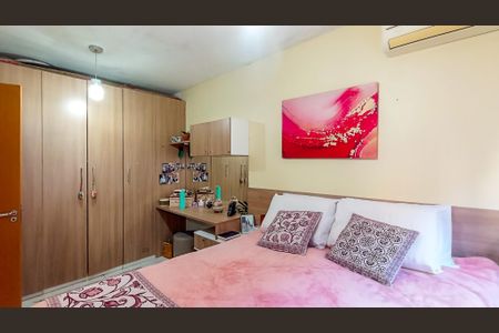 Apartamento à venda com 74m², 3 quartos e 1 vaga Apartamento à venda com 74m², 3 quartos e 1 vagaSuíte