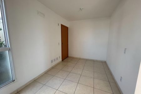 Sala de apartamento para alugar com 2 quartos, 50m² em Jardim Primavera, Duque de Caxias