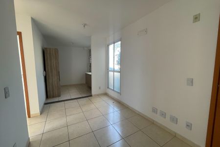 Sala de apartamento para alugar com 2 quartos, 50m² em Jardim Primavera, Duque de Caxias