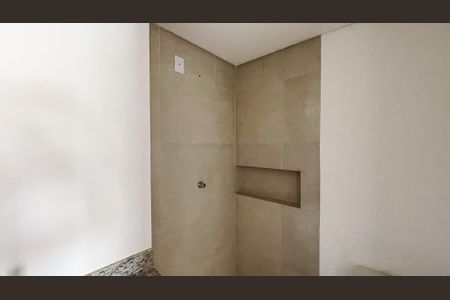 Apartamento à venda com 38m², 1 quarto e 1 vaga Apartamento à venda com 38m², 1 quarto e 1 vagaBanheiro da Suíte