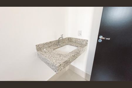 Apartamento à venda com 42m², 1 quarto e 1 vaga Apartamento à venda com 42m², 1 quarto e 1 vagaBanheiro da Suíte