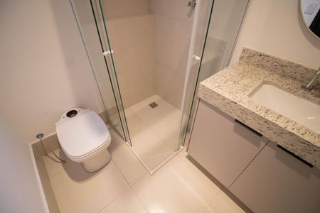 Studio à venda com 38m², 1 quarto e 1 vaga Studio à venda com 38m², 1 quarto e 1 vagaBANHEIRO DA SUÍTE