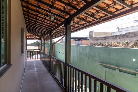 Casa à venda com 450m², 3 quartos e 4 vagas Casa à venda com 450m², 3 quartos e 4 vagasÁrea Externa