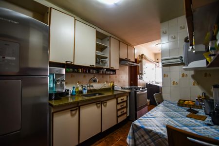 Apartamento à venda com 119m², 3 quartos e 1 vaga Apartamento à venda com 119m², 3 quartos e 1 vagaCozinha