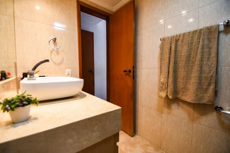 Apartamento à venda com 119m², 3 quartos e 1 vaga Apartamento à venda com 119m², 3 quartos e 1 vagaBanheiro Suíte