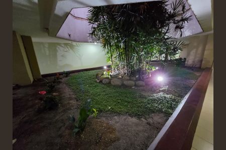 Apartamento à venda com 119m², 3 quartos e 1 vaga Apartamento à venda com 119m², 3 quartos e 1 vagaÁrea comum