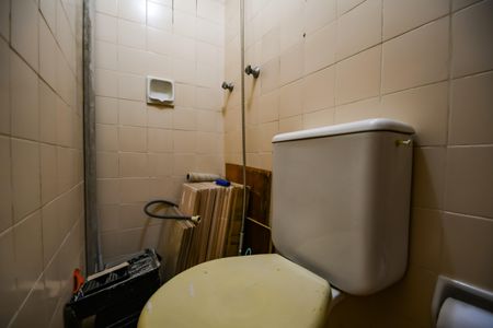 Apartamento à venda com 119m², 3 quartos e 1 vaga Apartamento à venda com 119m², 3 quartos e 1 vagaBanheiro de Serviço