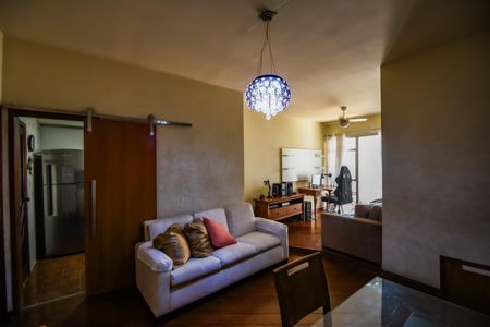 Apartamento à venda com 119m², 3 quartos e 1 vaga Apartamento à venda com 119m², 3 quartos e 1 vagaSala