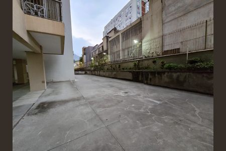 Apartamento à venda com 119m², 3 quartos e 1 vaga Apartamento à venda com 119m², 3 quartos e 1 vagaÁrea comum