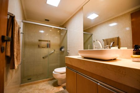 Apartamento à venda com 119m², 3 quartos e 1 vaga Apartamento à venda com 119m², 3 quartos e 1 vagaBanheiro Suíte