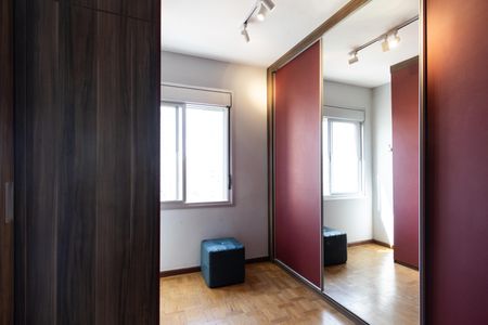 Apartamento para alugar com 152m², 2 quartos e 1 vagaCloset