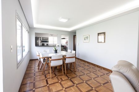 Sala de apartamento para alugar com 2 quartos, 152m² em Vila Romana, São Paulo