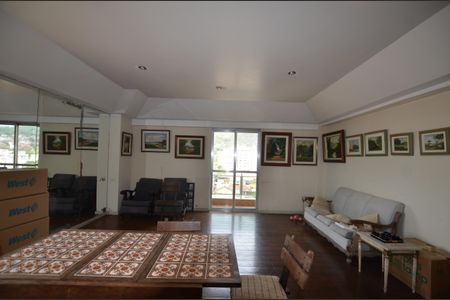 Sala de apartamento para alugar com 3 quartos, 240m² em Praça Seca, Rio de Janeiro