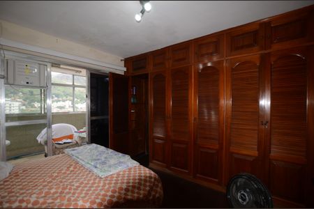 Apartamento para alugar com 240m², 3 quartos e 2 vagasSuíte 2