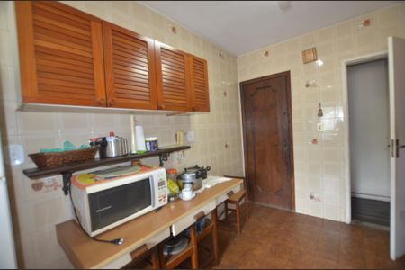 Apartamento para alugar com 240m², 3 quartos e 2 vagasCozinha
