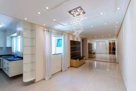 Sala de apartamento à venda com 3 quartos, 82m² em Vila Sao Pedro, Santo André