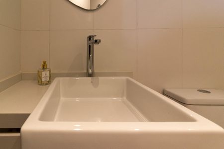 Apartamento à venda com 79m², 3 quartos e 2 vagasBanheiro Social