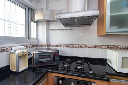 Apartamento à venda com 74m², 2 quartos e 1 vaga Apartamento à venda com 74m², 2 quartos e 1 vagaCozinha