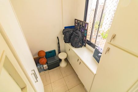 Apartamento à venda com 106m², 3 quartos e 2 vagasQuarto de Serviço