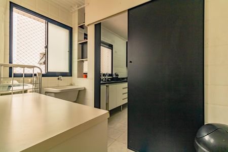 Apartamento à venda com 106m², 3 quartos e 2 vagasÁrea de Serviço