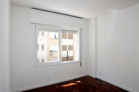 Quarto de apartamento à venda com 1 quarto, 56m² em Centro Histórico, Porto Alegre
