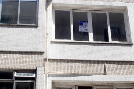 Apartamento à venda com 56m², 1 quarto e sem vagaPlaquinha