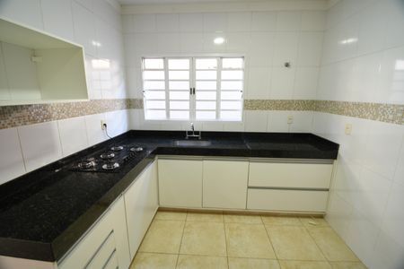 Casa para alugar com 170m², 3 quartos e 4 vagasCozinha
