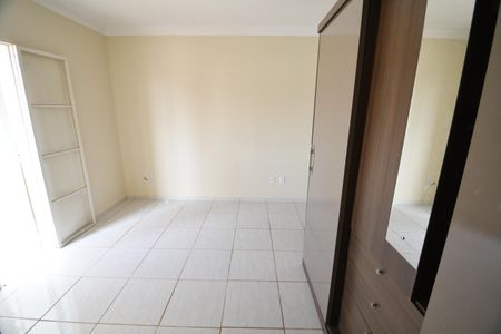 Casa para alugar com 170m², 3 quartos e 4 vagasSuíte 1