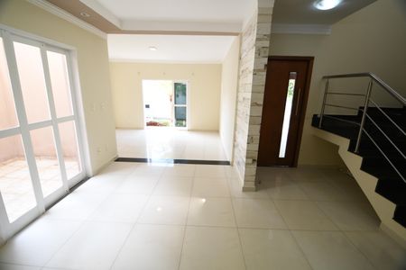 Sala de casa para alugar com 3 quartos, 170m² em Cidade Universitária, Campinas