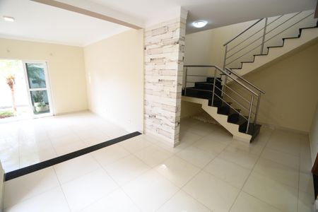 Sala de casa para alugar com 3 quartos, 170m² em Cidade Universitária, Campinas