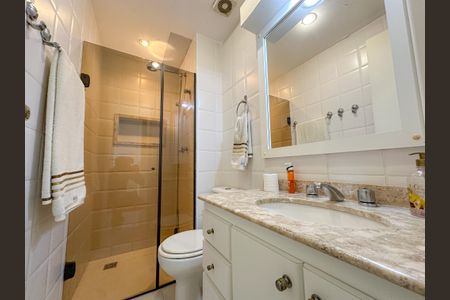 Apartamento à venda com 119m², 3 quartos e 2 vagasBanheiro Social