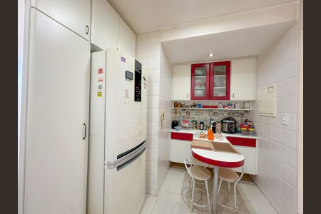 Apartamento à venda com 119m², 3 quartos e 2 vagasCozinha
