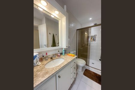 Apartamento à venda com 119m², 3 quartos e 2 vagasBanheiro Suíte