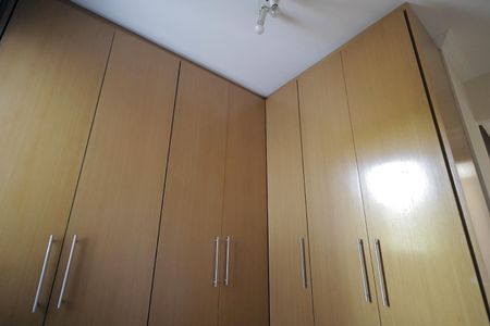 Apartamento à venda com 80m², 3 quartos e 1 vaga Apartamento à venda com 80m², 3 quartos e 1 vagaQuarto 2