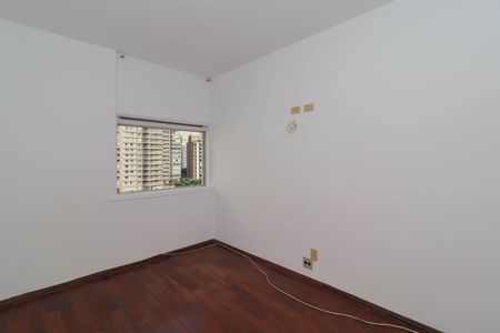 Apartamento para alugar com 135m², 3 quartos e 1 vagaQuarto 2