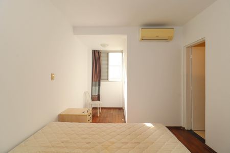 Apartamento para alugar com 135m², 3 quartos e 1 vagaSuíte 