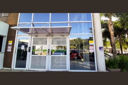 Apartamento para alugar com 54m², 2 quartos e 1 vaga Apartamento para alugar com 54m², 2 quartos e 1 vagaFachada