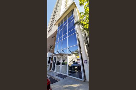 Apartamento para alugar com 54m², 2 quartos e 1 vaga Apartamento para alugar com 54m², 2 quartos e 1 vagaFachada