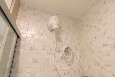 Banheiro de kitnet/studio para alugar com 1 quarto, 23m² em Vila Mariana, São Paulo