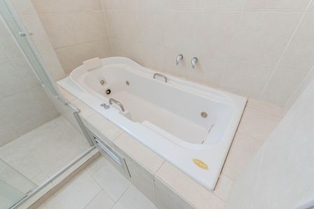 Apartamento para alugar com 103m², 2 quartos e 2 vagasBanheiro da Suíte 1